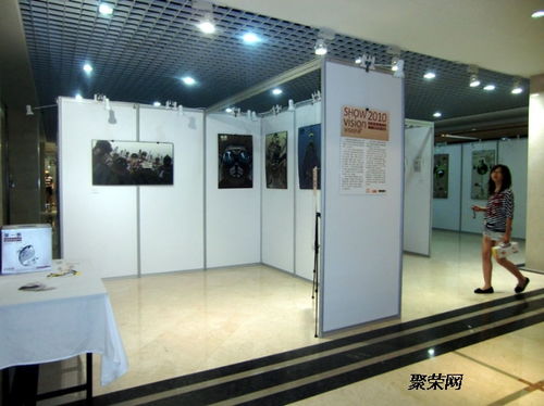 墨香融商韵 佛山学校广告书画展览屏风的艺术与商业交织